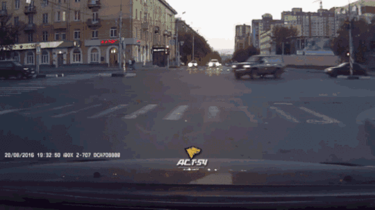 巴克利：我不知道雷迪克會(huì)是什么樣的教練 但湖人是詹姆斯的球隊(duì)